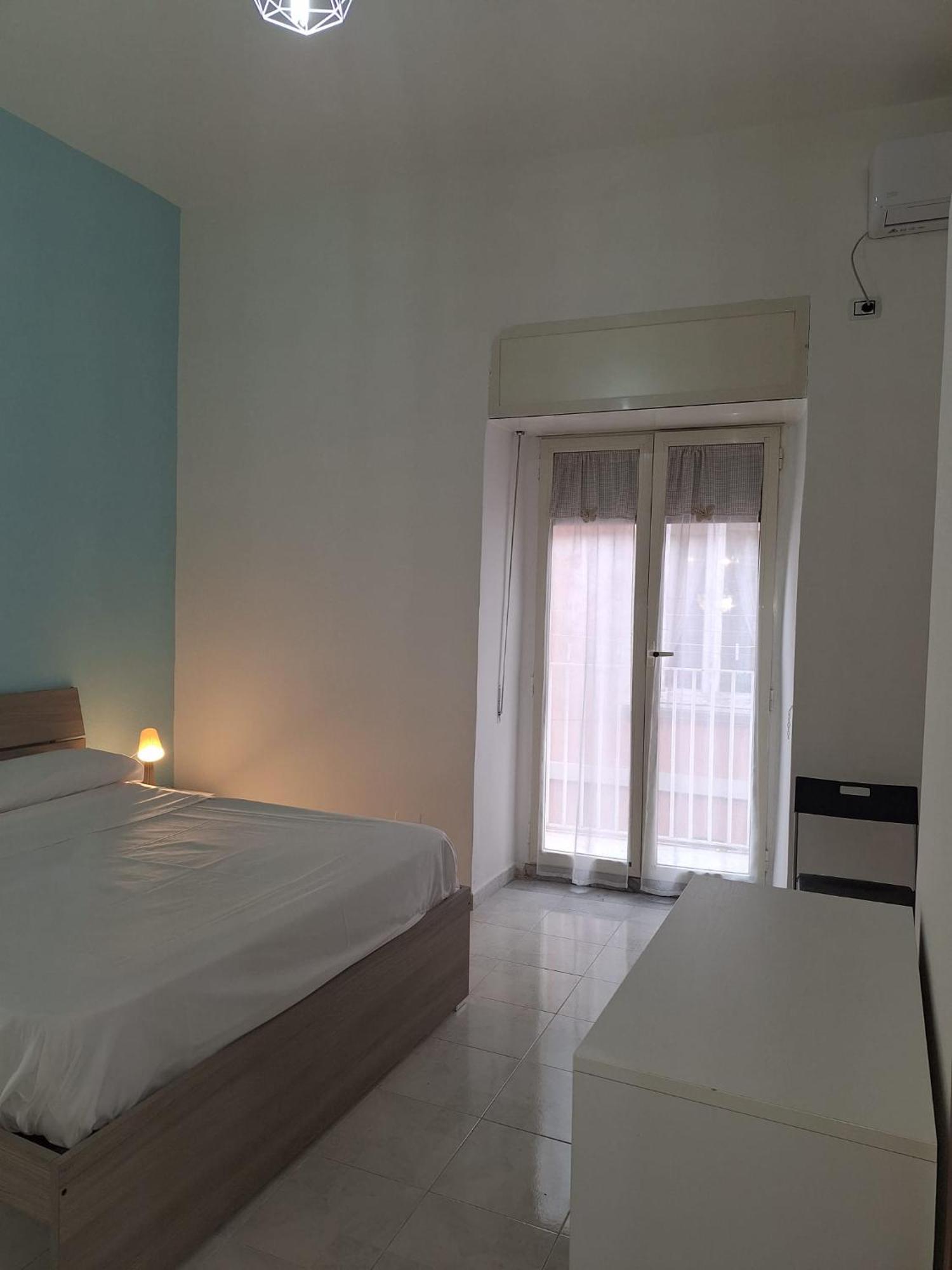 Cisterna'S House Hotel Napels Kamer foto