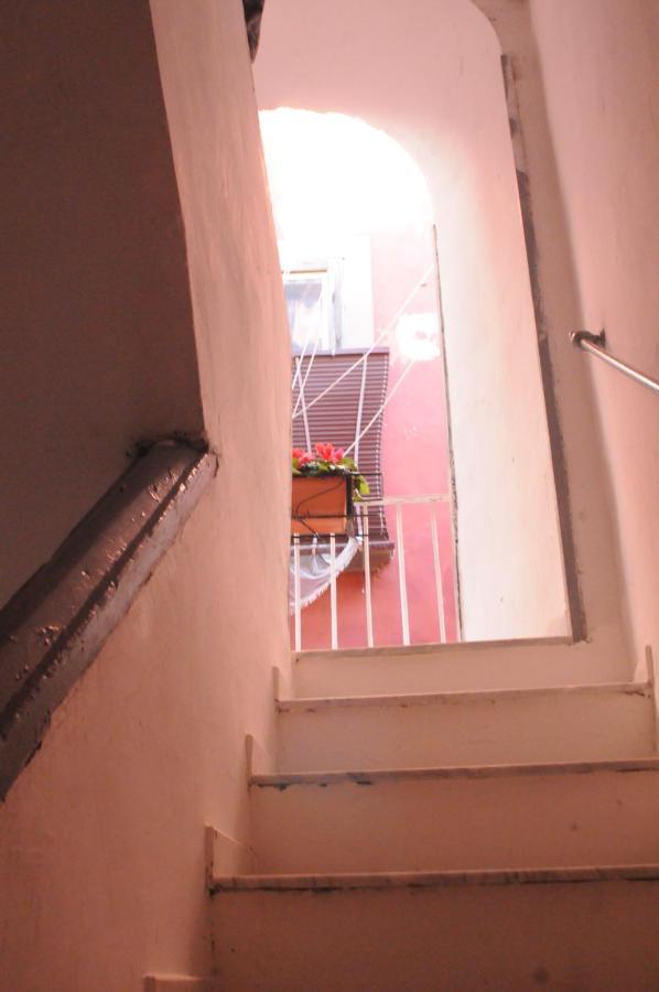 Cisterna'S House Hotel Napels Buitenkant foto